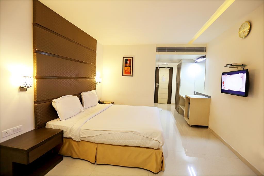 Hotel Sitara Grand Miyapur Hyderabad Exterior photo
